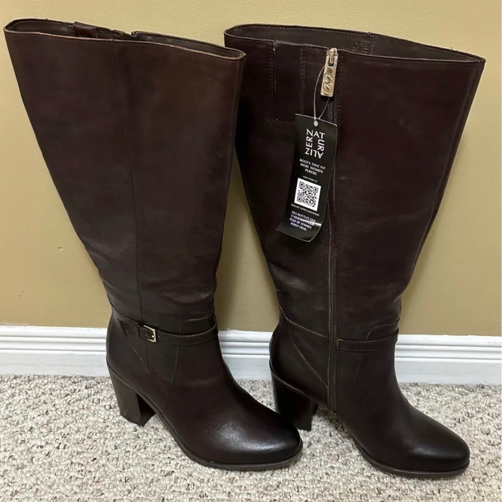 BRAND NEW size 8.5 Naturalizer Extra Wide Calf Boots - Kalina